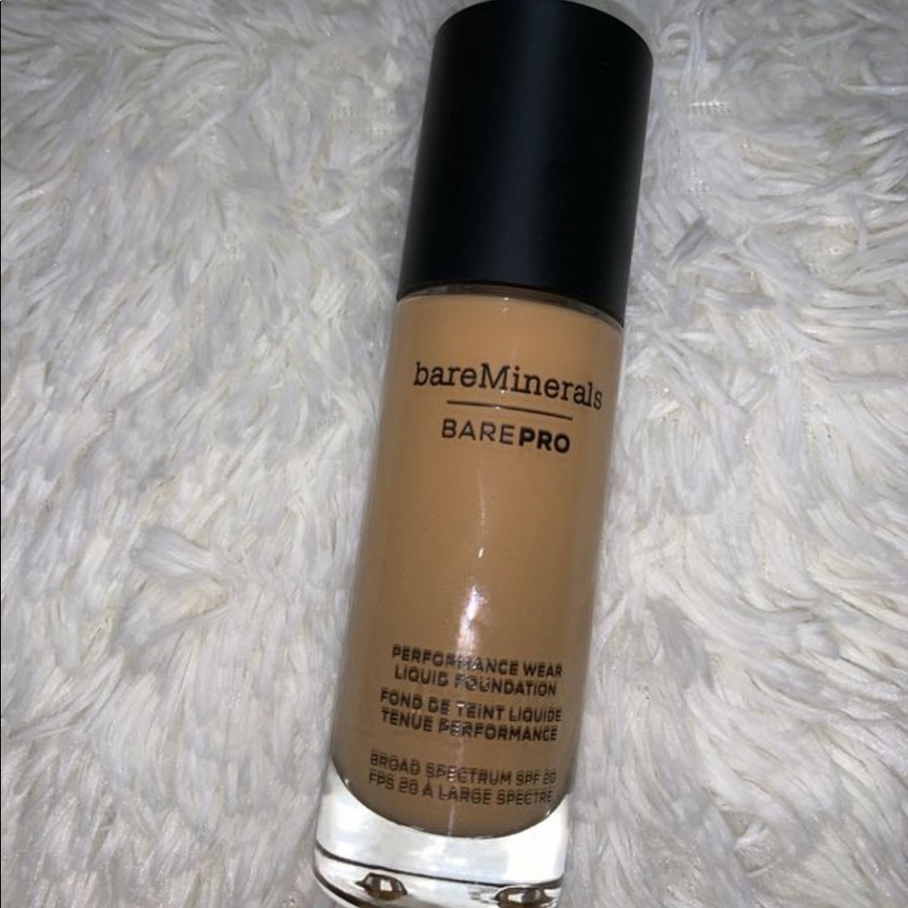 Bare minerals foundation